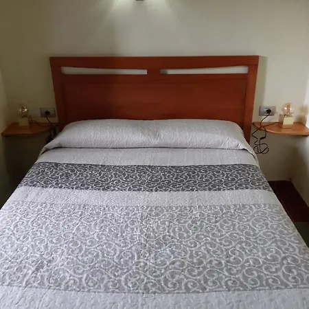 בית כפרי Perales - El Peral Mocanal